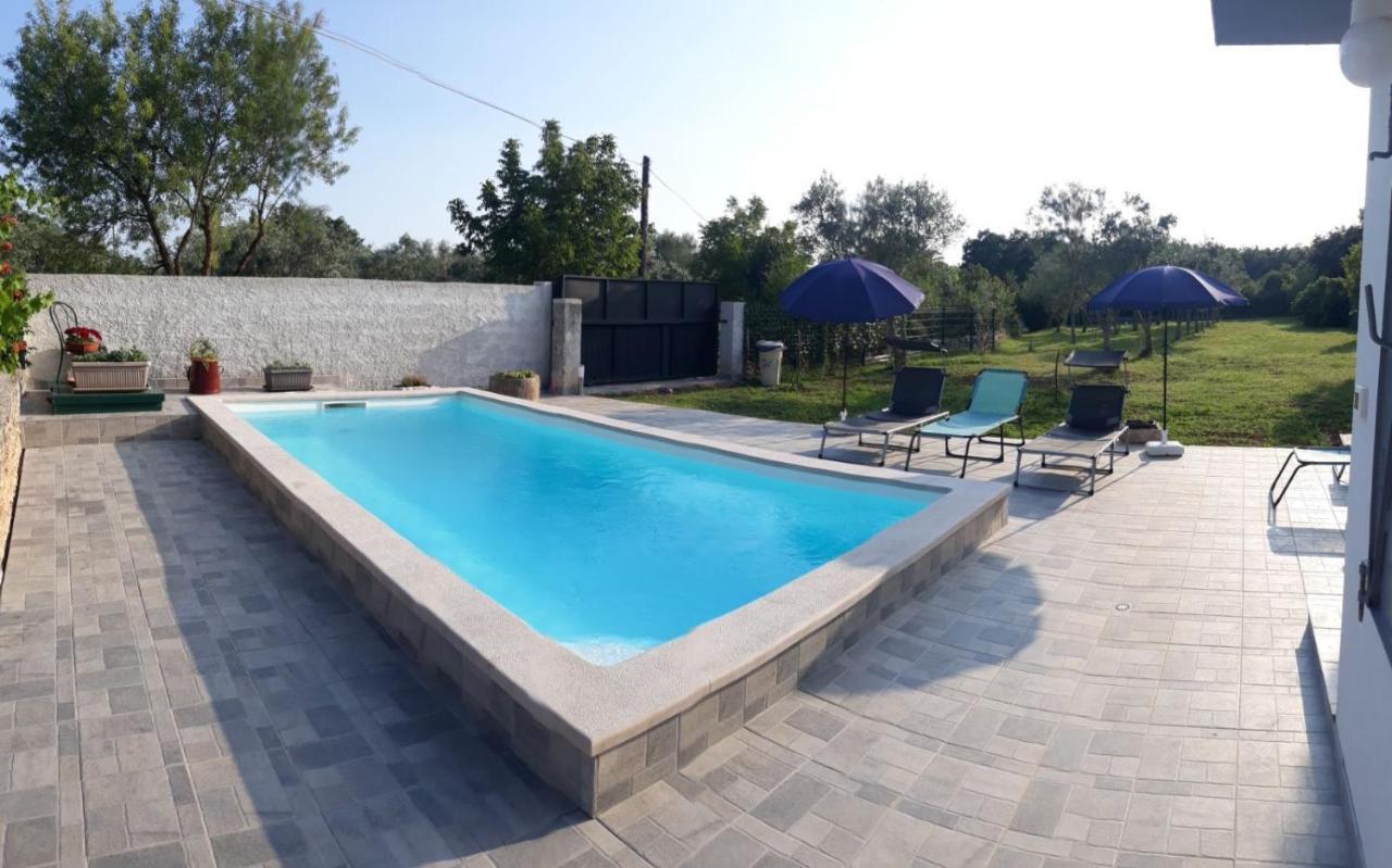 Holiday Home Dioniza Vodnjan Exterior foto